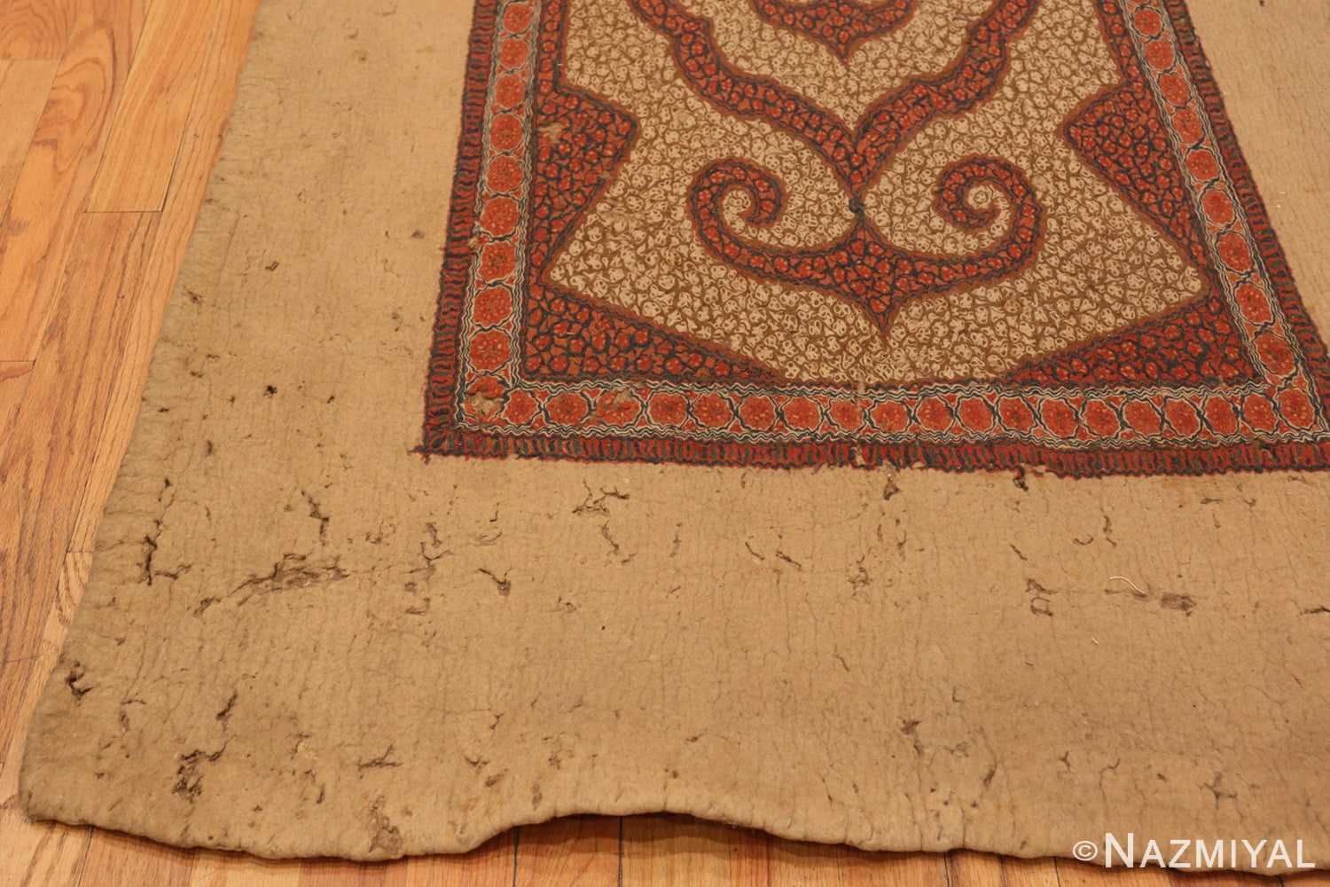 Corner Antique Central Asia felt rug 41408 by Nazmiyal