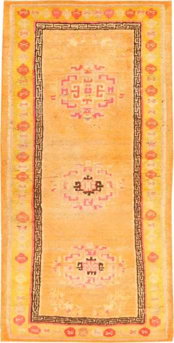 Antique Tibetan Rugs 42712 Detail/Large View
