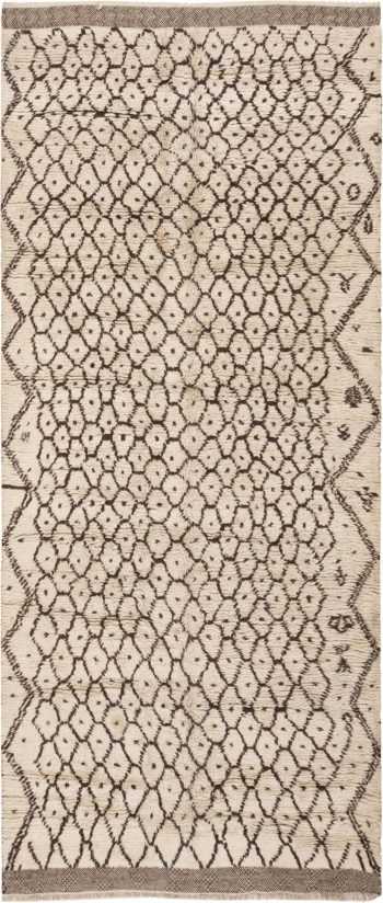 Beni Ourain Vintage Moroccan Rug #46021 by Nazmiyal Antique Rugs