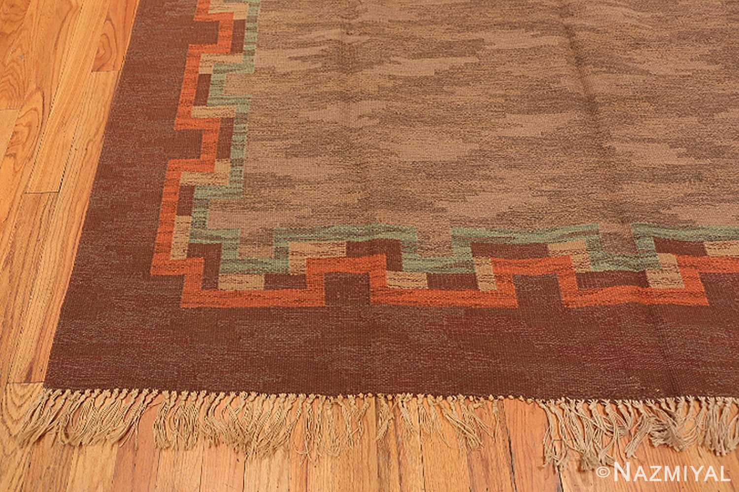 Corner vintage Swedish Scandinavian rug 47670 by Nazmiyal