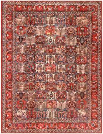 Antique Room-Sized Persian Bakhtiari Rug 48317 Detail/Large View