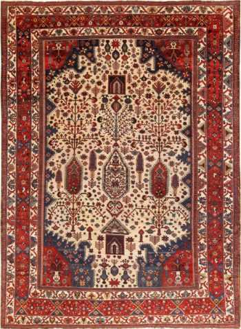 Full view Antique Persian Bakhtiari rug 70237 by Nazmiyal