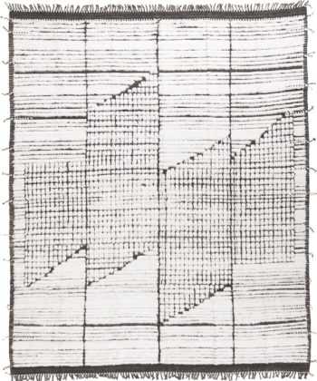 Geometric White and Black Modern Boho Chic Textured Rug 142794218 by Nazmiyal Antique Rugs