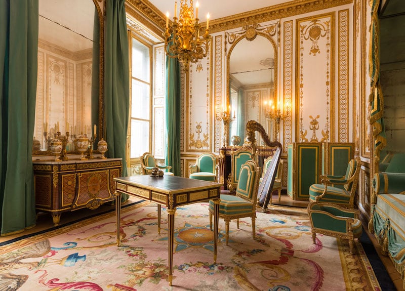 This is Versailles: The Colour Palette of Fashion: Blue