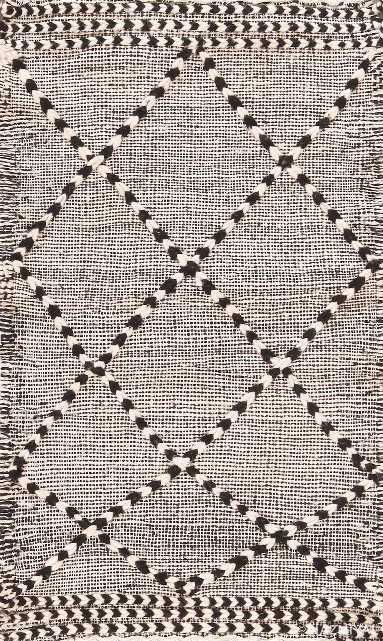 Modern Flat Woven Bespoke Custom Moroccan Kilim Rug Sample 60655 by Nazmiyal Antique Rugs