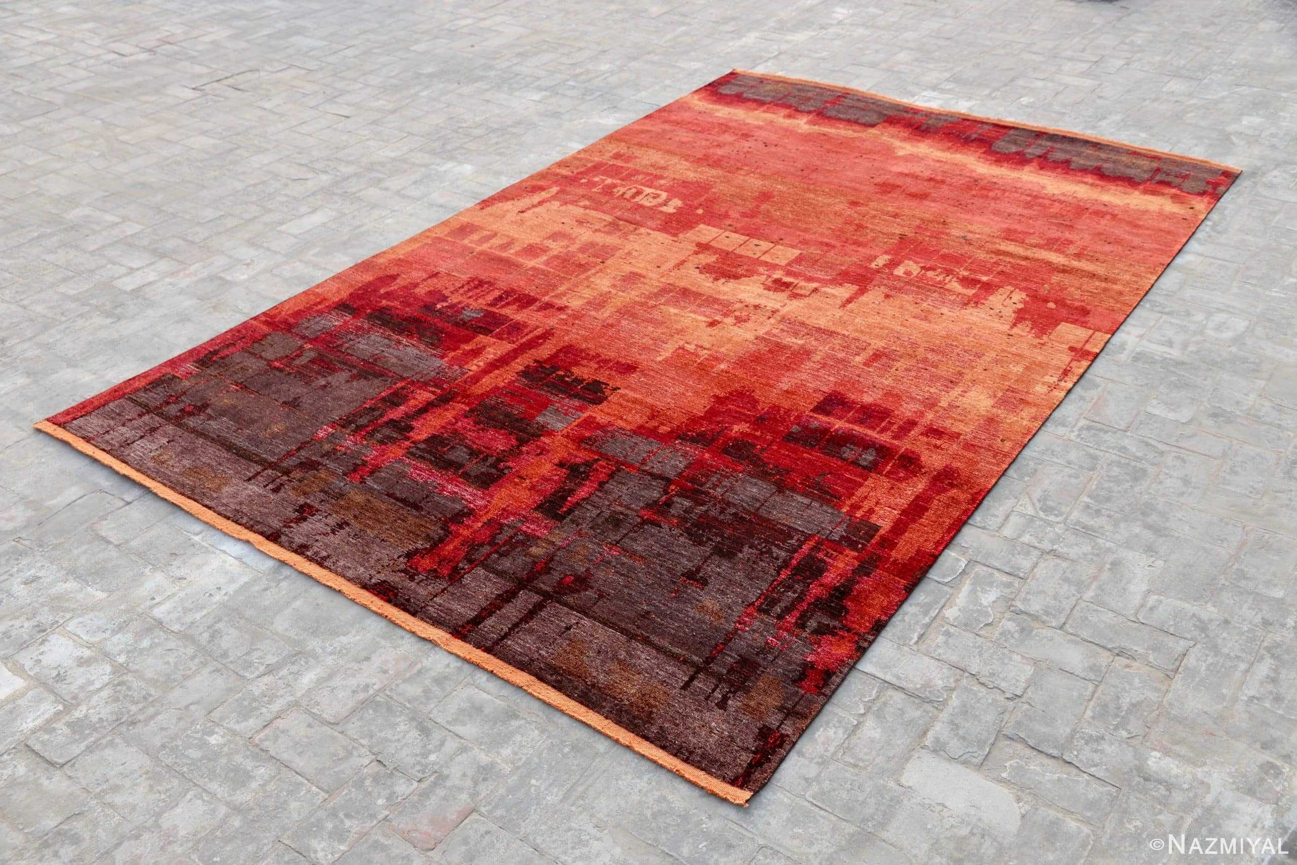 Side Of Abstract Modern Transitional Rug 61024 by Nazmiyal Antique Rugs