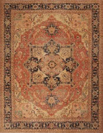 Beautifully Classic Persian Heriz Medallion Design Modern Room Size Area Rug 11525 by Nazmiyal Antique Rugs